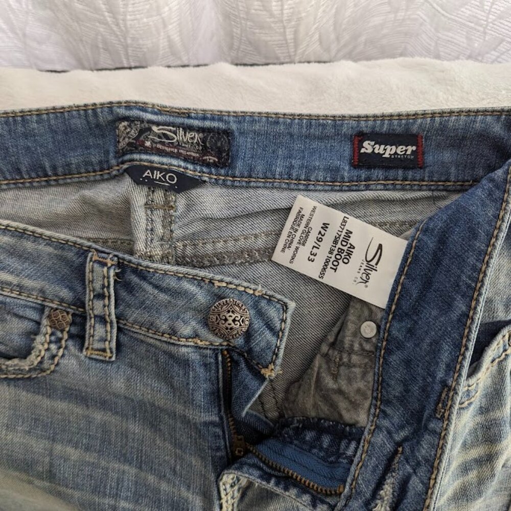 Silver Jeans Co. Aiko mid boot jeans